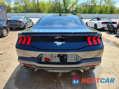 Zdjęcie 6 z 12 samochodu: 2025 FORD MUSTANG VIN:1FA6P8TH1S5103798 - miniatura