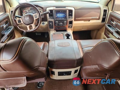 Zdjęcie 8 z 12 samochodu: 2018 RAM 3500 LONGHORN VIN:3C63RRKL4JG132312 - miniatura