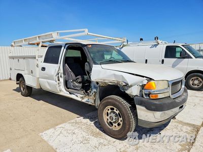 Czwarte zdjęcie samochodu z boku: 2002 GMC SIERRA VIN:1GDHC23U12F243039 - miniatura