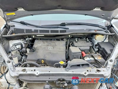 Zdjęcie 12 z 14 samochodu: 2016 TOYOTA SIENNA XLE 8-PASSENGER VIN:5TDYK3DCXGS738656 - miniatura