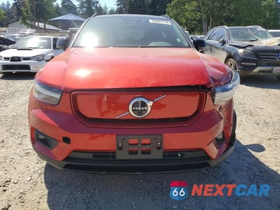 Piąte zdjęcie samochodu w środku: 2022 VOLVO XC40 P8 RECHARGE PLUS VIN:YV4ED3UR6N2691578 - miniatura