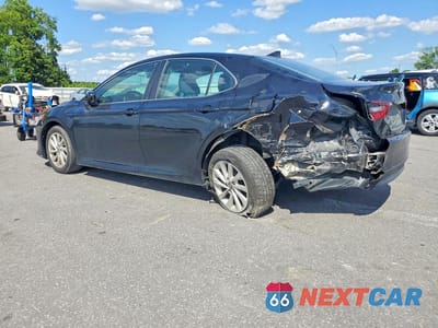 Drugie zdjęcie samochodu z przodu: 2022 TOYOTA CAMRY LE VIN:4T1C11AK8NU625502 - miniatura