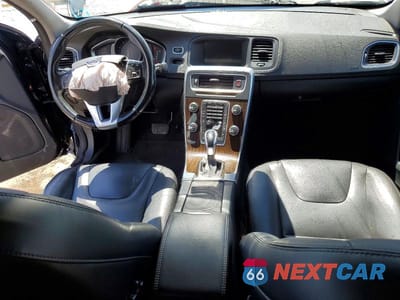 Zdjęcie 8 z 13 samochodu: 2015 VOLVO S60 PREMIER+ VIN:YV126MFC7F1312443 - miniatura