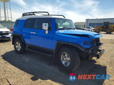 Czwarte zdjęcie samochodu z boku: 2008 TOYOTA FJ CRUISER BASE VIN:JTEBU11F28K016234 - miniatura