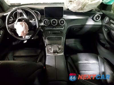 Zdjęcie 8 z 13 samochodu: 2018 MERCEDES-BENZ GLC COUPE 300 4MATIC VIN:WDC0J4KB6JF327112 - miniatura
