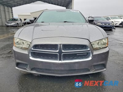 Piąte zdjęcie samochodu w środku: 2011 DODGE CHARGER VIN:2B3CL3CGXBH587242 - miniatura