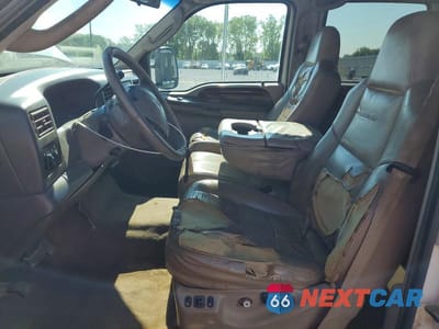 Zdjęcie 7 z 12 samochodu: 2003 FORD F350 SRW SUPER DUTY VIN:1FTSW31F83EA97970 - miniatura