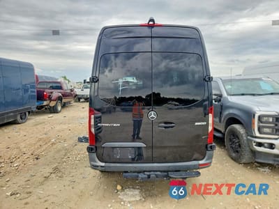 Zdjęcie 6 z 13 samochodu: 2023 MERCEDES BENZ SPRINTER CARGO VIN:W1W4KBHY4PT129275 - miniatura
