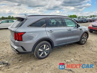 Trzecie zdjęcie samochodu z tyłu: 2021 KIA SORENTO EX VIN:5XYRH4LF7MG034654 - miniatura