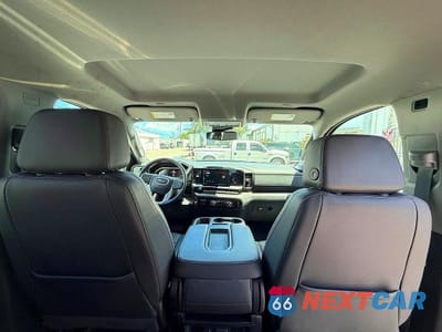 Zdjęcie 9 z 12 samochodu: 2025 GMC SIERRA C1500 SLT VIN:1GTPHDED6SZ182831 - miniatura