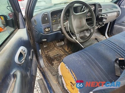 Zdjęcie 8 z 12 samochodu: 1995 GMC SIERRA C2500 VIN:1GTGC24K5SZ554159 - miniatura