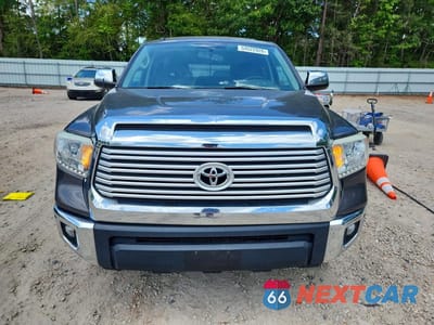 Piąte zdjęcie samochodu w środku: 2014 TOYOTA TUNDRA CREWMAX LIMITED VIN:5TFHY5F1XEX382156 - miniatura