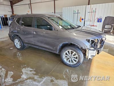 Czwarte zdjęcie samochodu z boku: 2020 NISSAN ROGUE SV VIN:JN8AT2MT2LW000583 - miniatura