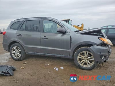 Czwarte zdjęcie samochodu z boku: 2010 HYUNDAI SANTA FE GLS VIN:5NMSG4AGXAH406229 - miniatura
