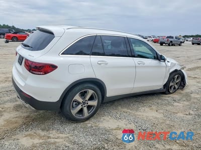 Trzecie zdjęcie samochodu z tyłu: 2022 MERCEDES-BENZ GLC 300 4MATIC VIN:W1N0G8EB0NV393215 - miniatura