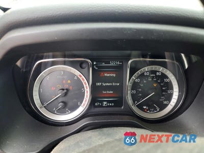 Zdjęcie 9 z 12 samochodu: 2018 NISSAN TITAN XD PLATINUM RESERVE VIN:1N6BA1F49JN549624 - miniatura