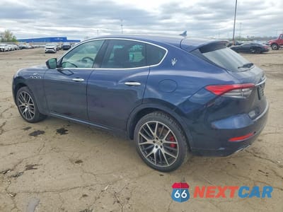 Drugie zdjęcie samochodu z przodu: 2022 MASERATI LEVANTE BASE VIN:ZN661XUA9NX397160 - miniatura