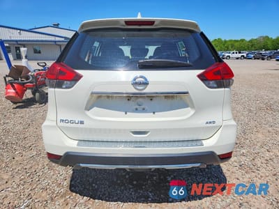 Zdjęcie 6 z 13 samochodu: 2017 NISSAN ROGUE S VIN:JN8AT2MVXHW024932 - miniatura