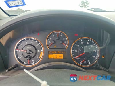 Zdjęcie 9 z 12 samochodu: 2014 NISSAN TITAN SL VIN:1N6BA0ED2EN519446 - miniatura