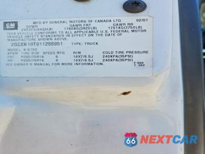 Zdjęcie 12 z 12 samochodu: 2001 CHEVROLET SILVERADO K1500 VIN:2GCEK19T511344240 - miniatura