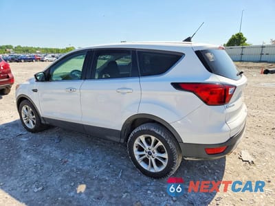 Drugie zdjęcie samochodu z przodu: 2019 FORD ESCAPE SE VIN:1FMCU0GD1KUC35606 - miniatura