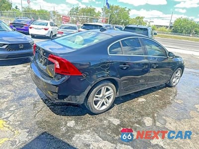 Czwarte zdjęcie samochodu z boku: 2015 VOLVO S60 PREMIER VIN:YV140MFB7F2317038 - miniatura