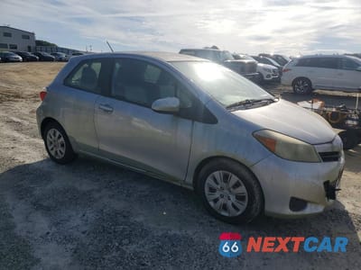 Czwarte zdjęcie samochodu z boku: 2012 TOYOTA YARIS 3-DOOR L VIN:JTDJTUD30CD506450 - miniatura