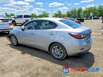 Drugie zdjęcie samochodu z przodu: 2017 TOYOTA YARIS IA BASE VIN:3MYDLBYV1HY194996 - miniatura