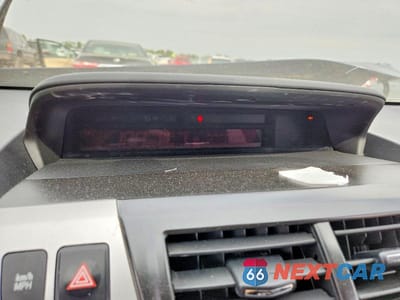 Zdjęcie 9 z 12 samochodu: 2012 TOYOTA PRIUS V FIVE VIN:JTDZN3EUXC3113253 - miniatura