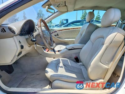 Zdjęcie 7 z 12 samochodu: 2004 MERCEDES-BENZ CLK 500 VIN:WDBTK75G34T031848 - miniatura