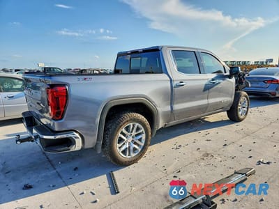 Trzecie zdjęcie samochodu z tyłu: 2022 GMC SIERRA LIMITED K1500 SLT VIN:1GTU9DED0NZ192064 - miniatura