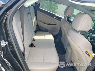 Zdjęcie 10 z 13 samochodu: 2018 HYUNDAI TUCSON SEL VIN:KM8J33A44JU607927 - miniatura