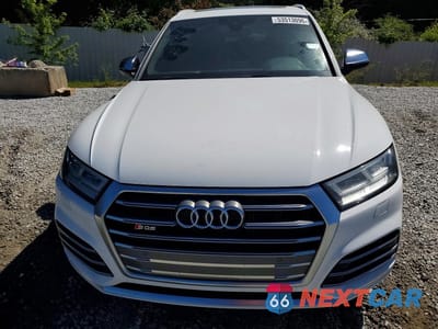 Piąte zdjęcie samochodu w środku: 2018 AUDI SQ5 PREMIUM PLUS VIN:WA1A4AFY2J2195997 - miniatura