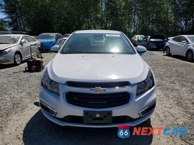 Piąte zdjęcie samochodu w środku: 2015 CHEVROLET CRUZE LT VIN:1G1PC5SB4F7276417 - miniatura