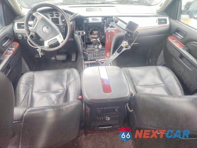 Zdjęcie 8 z 13 samochodu: 2011 CADILLAC ESCALADE ESV LUXURY VIN:1GYS4HEF6BR127952 - miniatura