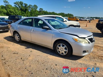 Czwarte zdjęcie samochodu z boku: 2011 TOYOTA CAMRY LE VIN:4T1BF3EK9BU183022 - miniatura