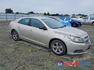 Czwarte zdjęcie samochodu z boku: 2013 CHEVROLET MALIBU LS VIN:1G11B5SA7DF353557 - miniatura