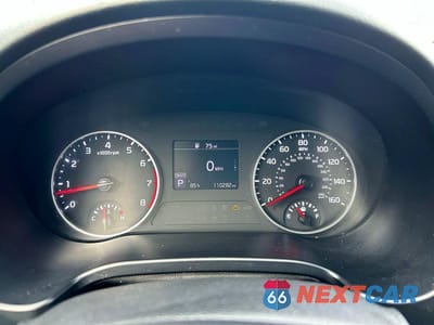 Zdjęcie 8 z 10 samochodu: 2021 KIA SELTOS S VIN:KNDEU2AA8M7105850 - miniatura