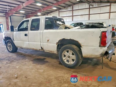 Drugie zdjęcie samochodu z przodu: 2005 CHEVROLET SILVERADO K1500 VIN:1GCEK19B25E137204 - miniatura