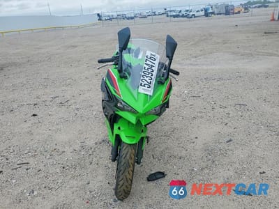 Drugie zdjęcie samochodu z przodu: 2024 KAWASAKI EX500 A VIN:ML5EXGJ1XRDA25010 - miniatura