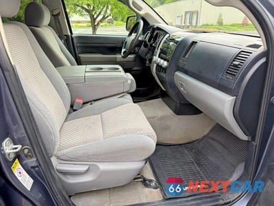Piąte zdjęcie samochodu w środku: 2009 TOYOTA TUNDRA GRADE VIN:5TFBT54149X015072 - miniatura