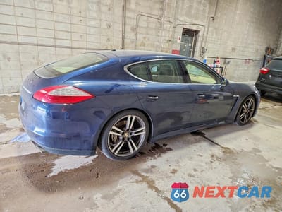 Trzecie zdjęcie samochodu z tyłu: 2012 PORSCHE PANAMERA S VIN:WP0AB2A71CL061172 - miniatura