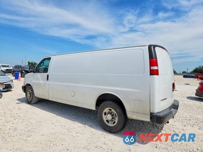 Drugie zdjęcie samochodu z przodu: 2020 CHEVROLET EXPRESS 2500 CARGO DELIVERY VAN VIN:1GCWGBFG5L1253156 - miniatura