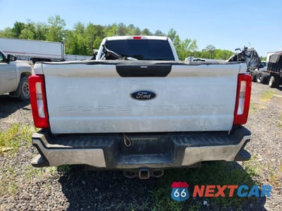 Zdjęcie 6 z 12 samochodu: 2024 FORD F350 SUPER DUTY VIN:1FT8W3DT5REC29314 - miniatura