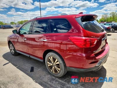 Drugie zdjęcie samochodu z przodu: 2019 NISSAN PATHFINDER SV VIN:5N1DR2MN0KC593929 - miniatura