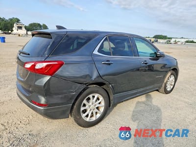 Trzecie zdjęcie samochodu z tyłu: 2018 CHEVROLET EQUINOX 4D L VIN:2GNAXJEV3J6270107 - miniatura