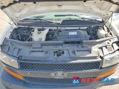 Zdjęcie 12 z 13 samochodu: 2018 CHEVROLET EXPRESS 2500 CARGO DELIVERY VAN VIN:1GCWGAFP4J1344555 - miniatura