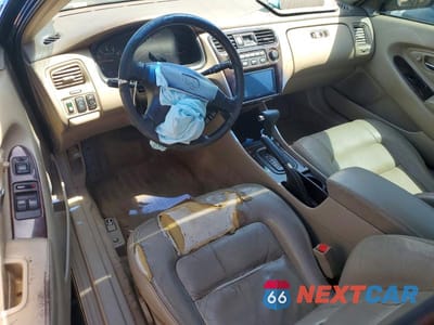 Zdjęcie 8 z 12 samochodu: 1999 HONDA ACCORD EX VIN:1HGCG3279XA001903 - miniatura