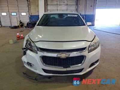 Piąte zdjęcie samochodu w środku: 2015 CHEVROLET MALIBU 2LT VIN:1G11D5SL6FU125382 - miniatura