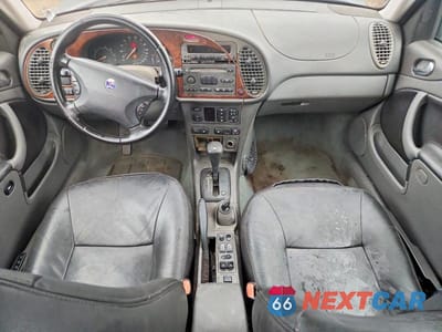 Zdjęcie 8 z 12 samochodu: 2002 SAAB 9-3 SE VIN:YS3DF58K122000611 - miniatura